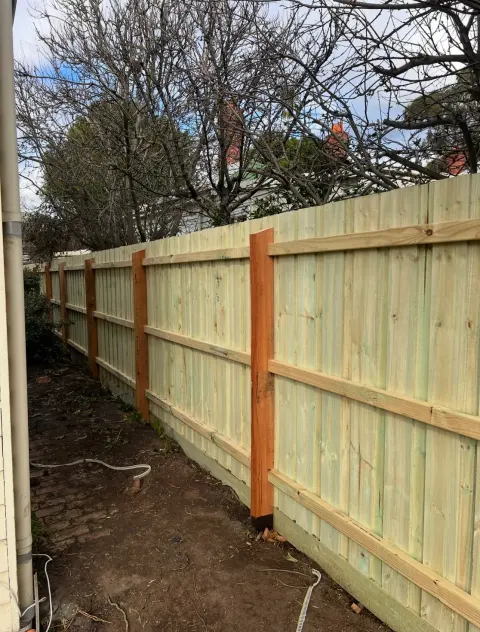 37 metres of new timber fencing: photo 3 of 4