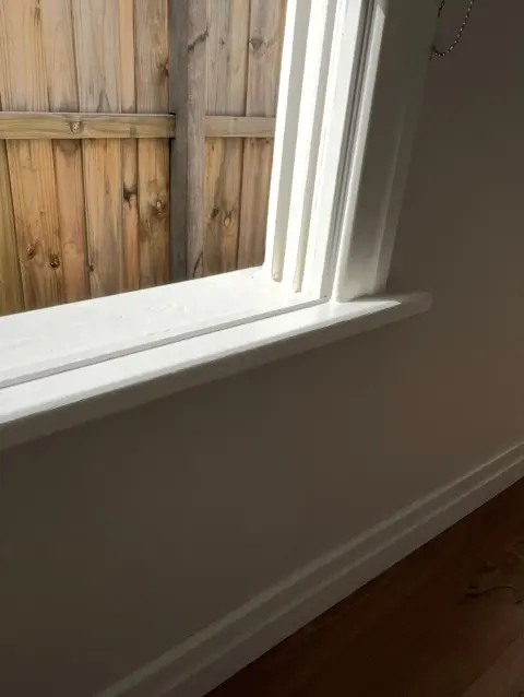 Window sill replaced and repainted: photo 4 of 4